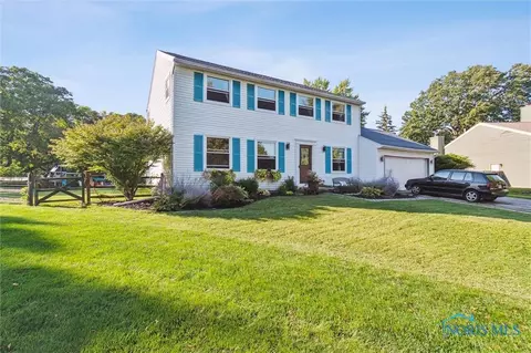 1277 Westfield Dr, Maumee, OH 43537