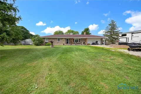 6764 Keller Rd, Walbridge, OH 43465 photo 2