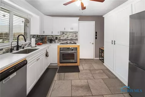 6764 Keller Rd, Walbridge, OH 43465 photo 10