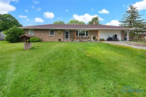 6764 Keller Rd, Walbridge, OH 43465