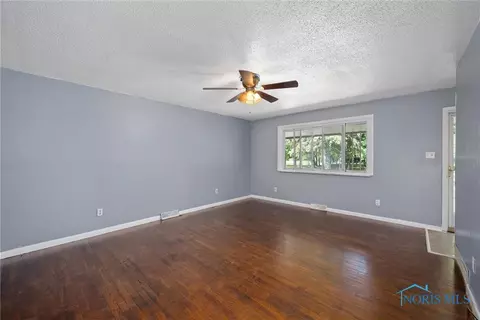 783 Nottingham Dr, Genoa, OH 43430 photo 9