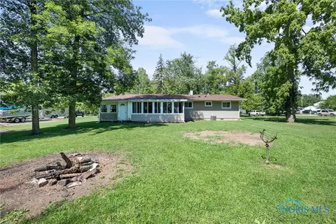 783 Nottingham Dr, Genoa, OH 43430 photo 32