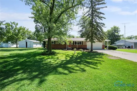 783 Nottingham Dr, Genoa, OH 43430 photo 3