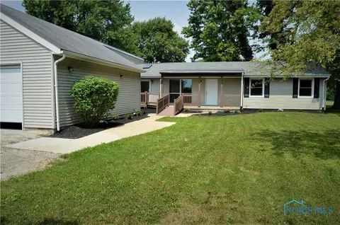 20840 Oak St, Dunbridge, OH 43414