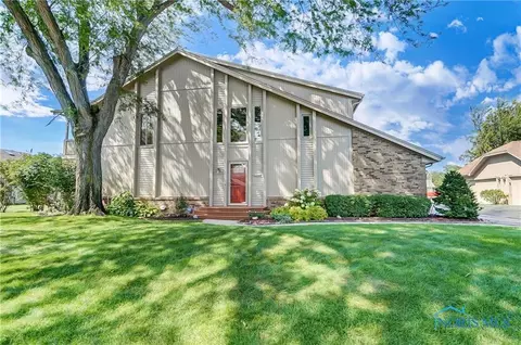 6728 Fifth Ave #D, Sylvania, OH 43560