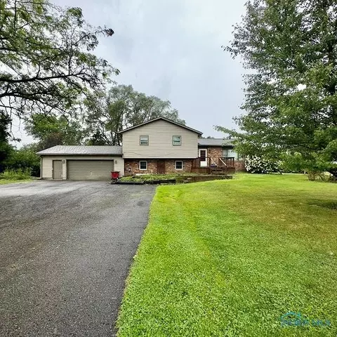 70 N State Route 587, Fostoria, OH 44830