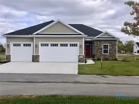 5541 Waterville Monclova Rd, Monclova, OH 43542