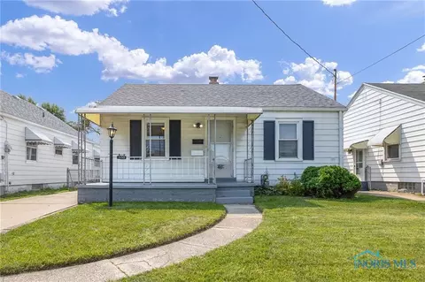 1153 Slater St, Toledo, OH 43612
