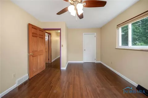 28741 Tracy Rd, Walbridge, OH 43465 photo 25