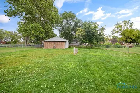 28741 Tracy Rd, Walbridge, OH 43465 photo 38