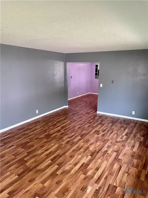 704 E Main St, Ottawa, OH 45875 photo 6