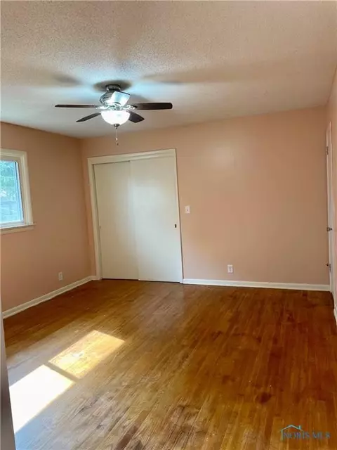 704 E Main St, Ottawa, OH 45875 photo 11