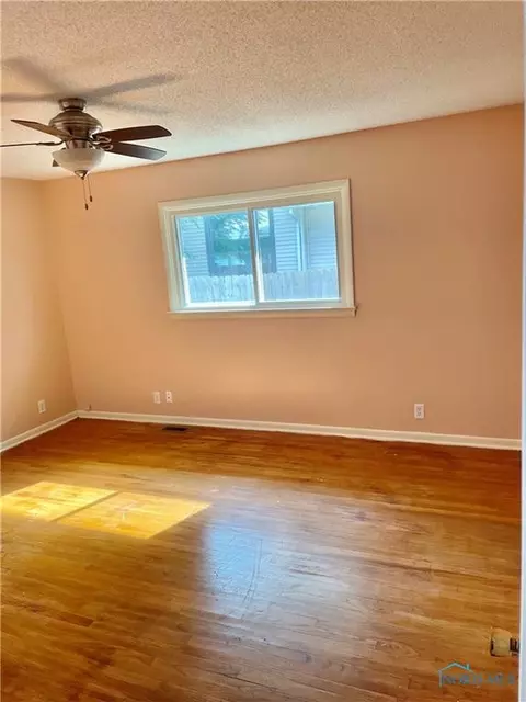 704 E Main St, Ottawa, OH 45875 photo 12