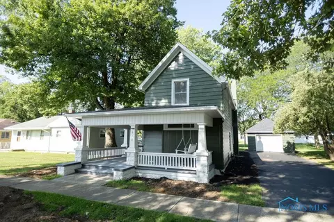 614 Dayton Ave, Findlay, OH 45840