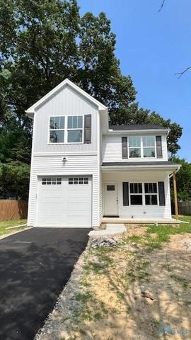 109 Friars Ln, Toledo, OH 43615