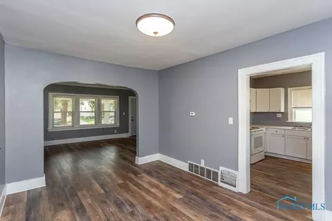 1811 Alvin St, Toledo, OH 43607 photo 9