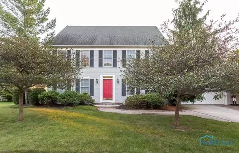 609 Aspen Ln, Bowling Green, OH 43402