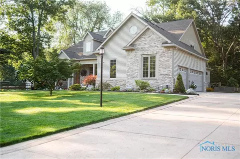 4951 Westminster Rd, Sylvania, OH 43560
