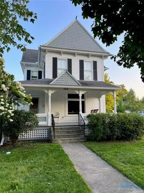 104 E Superior St, Wauseon, OH 43567