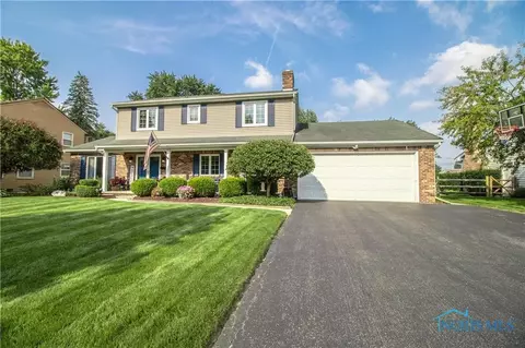 5941 Wakefield Dr, Sylvania, OH 43560