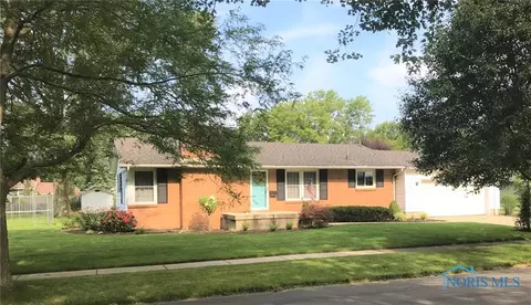 8 Southgate Dr, Norwalk, OH 44857