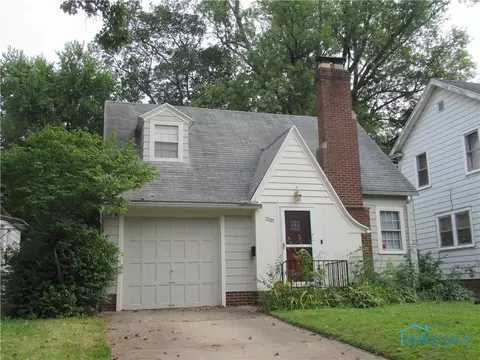 2105 Talbot St, Toledo, OH 43613