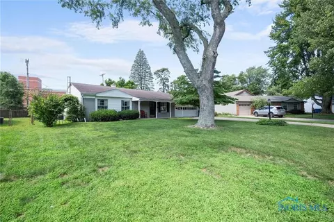 5323 Bentbrook Dr, Sylvania, OH 43560