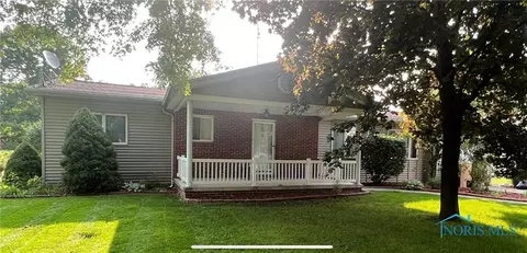 109 Taylor Dr, West Unity, OH 43570