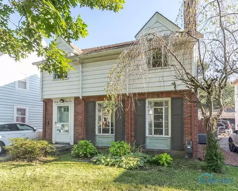 2535 Berdan Ave, Toledo, OH 43613