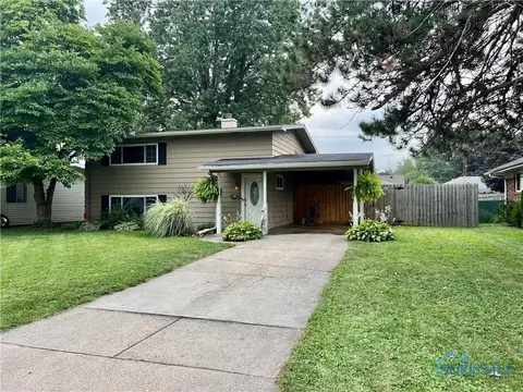 1027 Richland St, Maumee, OH 43537