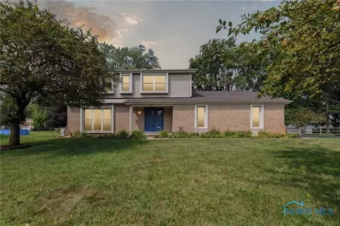 2236 Brothan Dr, Toledo, OH 43614