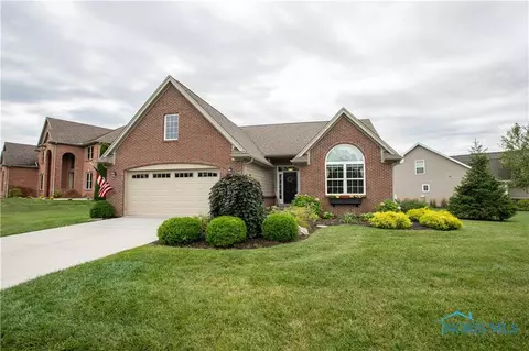 25151 Rocky Harbour Dr, Perrysburg, OH 43551