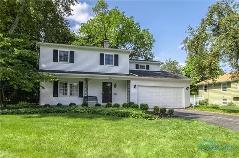 1636 Park Forest Dr, Toledo, OH 43614