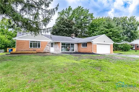 3203 Woodley Rd, Toledo, OH 43606