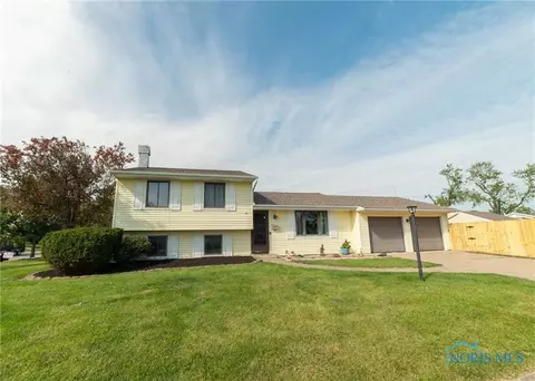 2279 104th St, Toledo, OH 43611