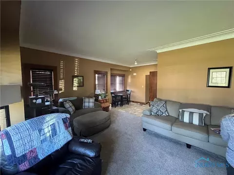1663 Gilbert Rd, Toledo, OH 43614 photo 5