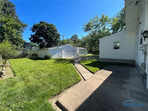 1663 Gilbert Rd, Toledo, OH 43614 photo 23