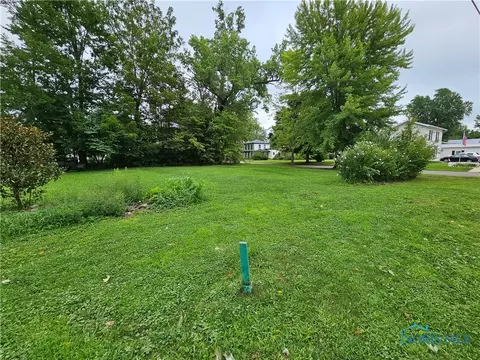 302 Dixon St, Forest, OH 45843 photo 1