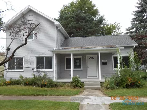 328 S 2nd St, North Baltimore, OH 45872
