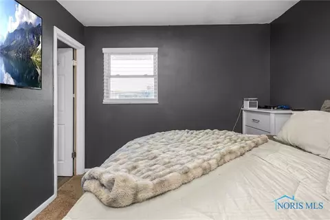 2361 Valeway Dr, Toledo, OH 43613 photo 19