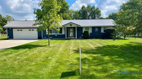 402 Park Ave, Antwerp, OH 45813