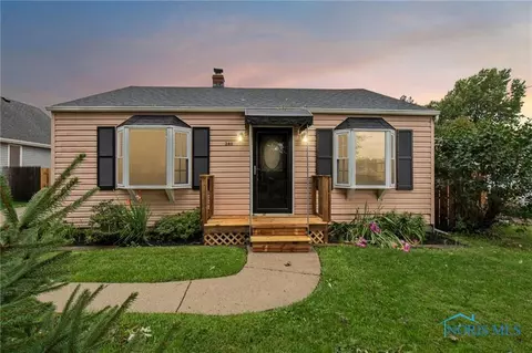 240 Wilson St, Northwood, OH 43619