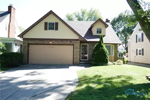2328 Densmore Dr, Toledo, OH 43606