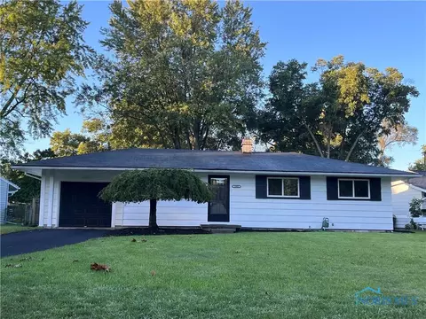 3003 Gracewood Rd, Toledo, OH 43613