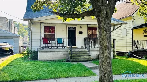 527 Lynnhaven Dr, Toledo, OH 43609