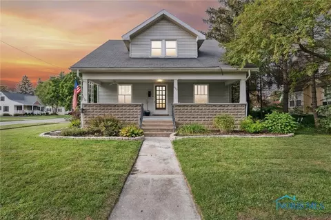 922 Farnsworth Rd, Waterville, OH 43566
