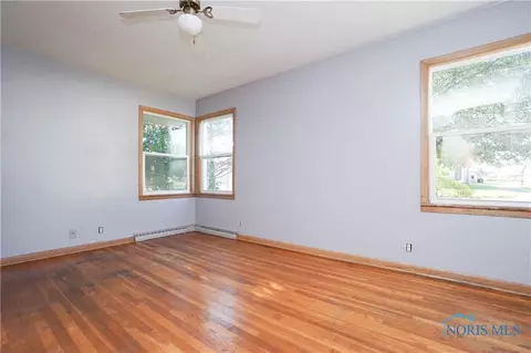 296 E Main St, Mccomb, OH 45858 photo 13