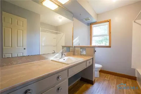 296 E Main St, Mccomb, OH 45858 photo 16