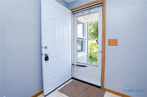 296 E Main St, Mccomb, OH 45858 photo 9