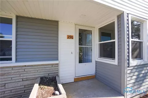 296 E Main St, Mccomb, OH 45858 photo 3